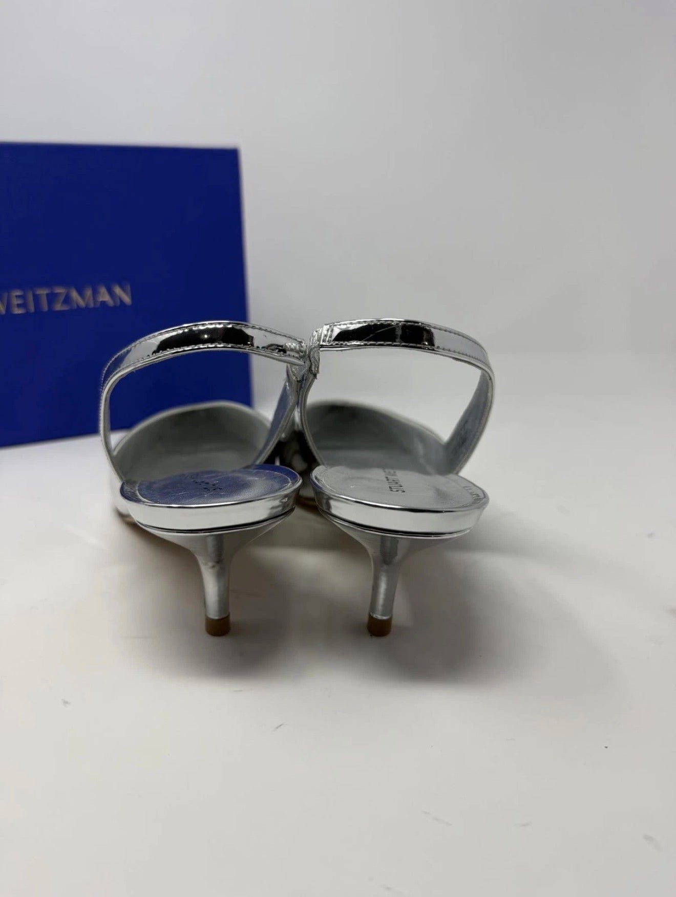 STUART WEITZMAN EVA 50 Slingback